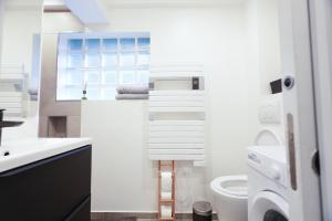 Appartements Cocooning Apartment Paris Orly Aeroport : Appartement - Rez-de-Chaussée