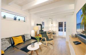 Two-Bedroom Holiday Home room in Seehund