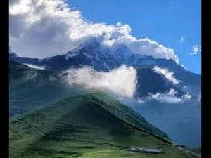 ELKA gergeti KAZBEGI - Gergeti