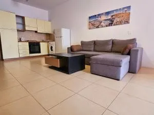 Gzira 3 bedroom ensuite - 埃尔哥茨拉