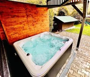 CHATA POD HORAMA - Přívlaka