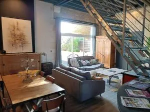 Grand Loft design avec piscine prox futuroscope - 武耶