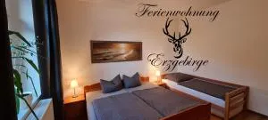 Gästehaus Hirschstein - Hochwertige Ferienwohnung in sehr ruhiger Lage direkt am Fluss Göltzsch - Netzschkau