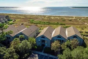 1377 Pelican Watch - جزيرة اديستو