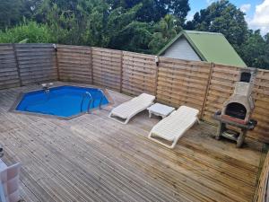 Bungalow Corail, F3 avec piscine à Sainte Luce