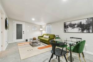 Mid-Century Modern Casita