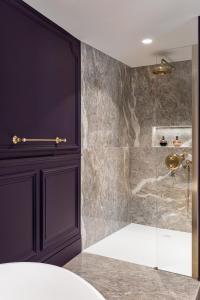 B&B / Chambres d'hotes Clos du Cedre - Chambres d-Hotes d-Exception, Luxury B&B a Dinan : photos des chambres