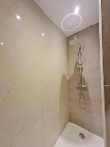 Appartement 2 pièces avc piscine