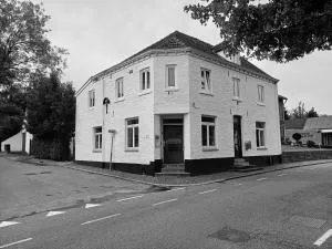 Anno 1877 appartement met tuin - Banholt