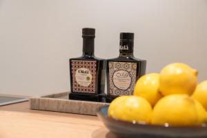 CLS Moderne City-Wohnung in Lübeck Altstadtinsel, gratis WLAN, Smart TV, Waschmaschine, Nespresso Maschine & Kapseln inklusive, in in direkter Umgebung Restaurants, Supermarkt, Bushaltestelle, Parkhaus, Bahnhof, Hansemuseum, Hüxstraße, Nähe UKSH