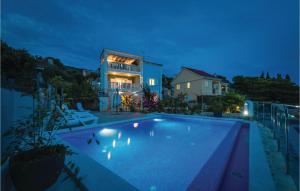 Awesome Home In Kalebova Luka