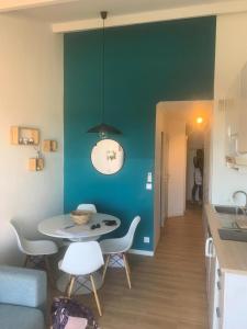 Les Appartements aux Restanques du Golfe de St Tropez - maeva Home - Appartement climatisé 2 pièces 24 personnes, vue mer, facile daccès - Sélection - super Home MAE-9371