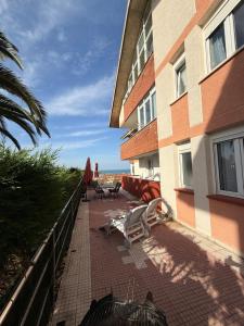 Apartamento con terraza en Mogro Playa de Usil