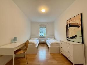 Cleo Apartments