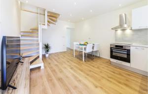 Nice Home In Ripenda Kras, Labin