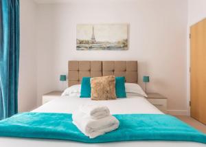 Castle Haven, Redhill