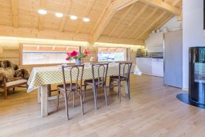 Chalets Chalet Cozy au Coeur de La Feclaz Sejour Authentique et Proche des Pistes : photos des chambres