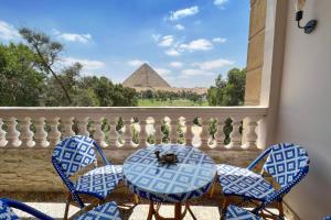 Spellbinding 2 BDR Apt At The Giza Pyramids Doorstep