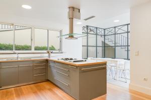 Sublime View Villa by Atlantic Holiday