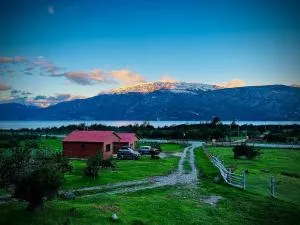 Cabañas Piedra de Condores - Bahía Murta