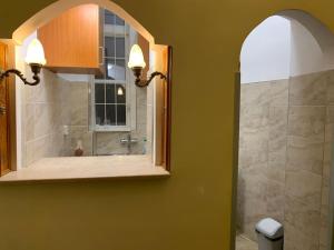 Central Location - Grand Boulevard