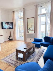 London Eye Waterloo South Bank