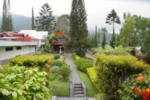 Hotel Indah Palace Tawangmangu