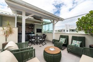 Apto Éden 300m da praia by Achei Florianópolis