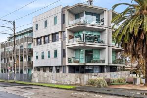 Barkly Beachside Escape