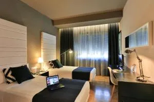 Habitus Hotel Leyre - 科多维拉