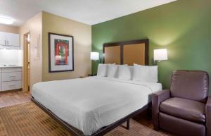 Queen Studio - Non-Smoking room in Extended Stay America Suites - Seattle - Southcenter