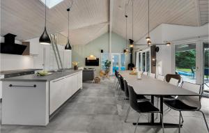 Cozy Home In Rømø With Sauna