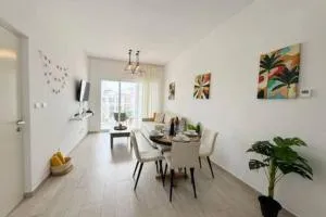 Cozy and modern apartment with pool and golf view - Arena Gorda