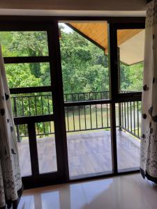 Theli Ella Resort