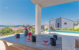 Cozy Home In Zaboric With Outdoor Swimming Pool 