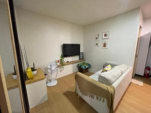 Pet-friendly 1BR Condo Unit in Imus with Wifi Netflix -Min 2 nights