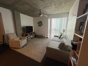 2 Bedroom Apt for UC San Diego affiliate, short-term sublease