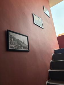 Benaras Stay- Hostel