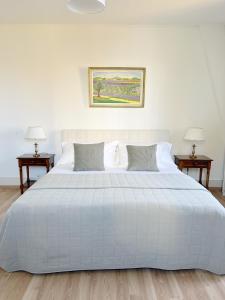 Montreux Riviera Suite Waterfront 3 Bedrooms Private Parking