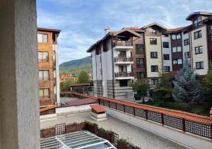 Amber Mountain Escape