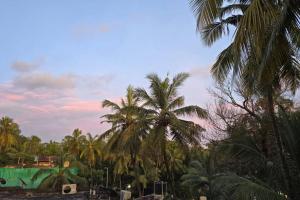 Salaam Namaste by the beach