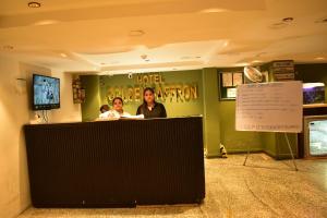 Hotel Golden Saffron By Qotel-Punjabi Bagh