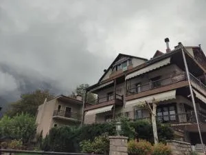 Ξενώνας Θεοδώρου (Guesthouse Theodorou)