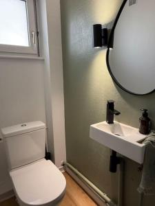 Appartements Logement lumineux de 92m2 : photos des chambres