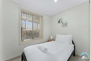 Comfortable 4-Bed House in Fairfield with Parking