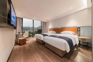 宜尚酒店(武汉光谷大学园路店) - Xiabahe