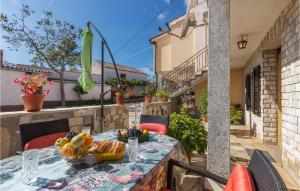 Apartment Valtura 13