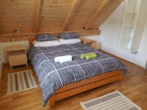 Double Room - Attic room in Guesthouse Bor Plitvice Lakes