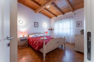 5 minuti da Asiago - Garage e BBQ