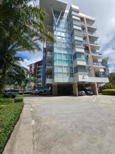 Chic condominium karon beach
